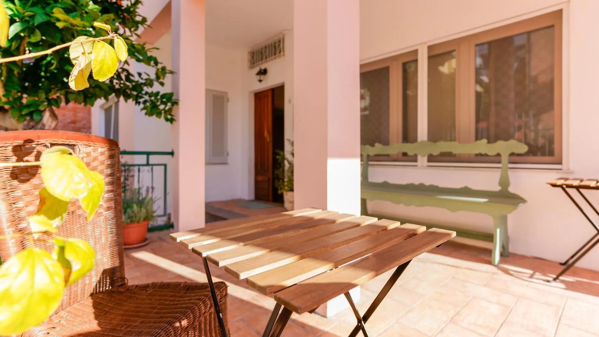 Hotel Nonnadele Iglesias 0*,