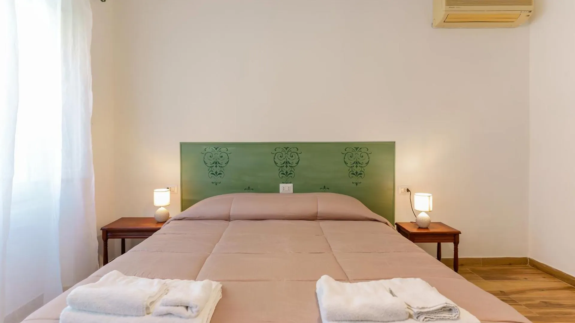 Pensión Hotel Nonnadele Iglesias