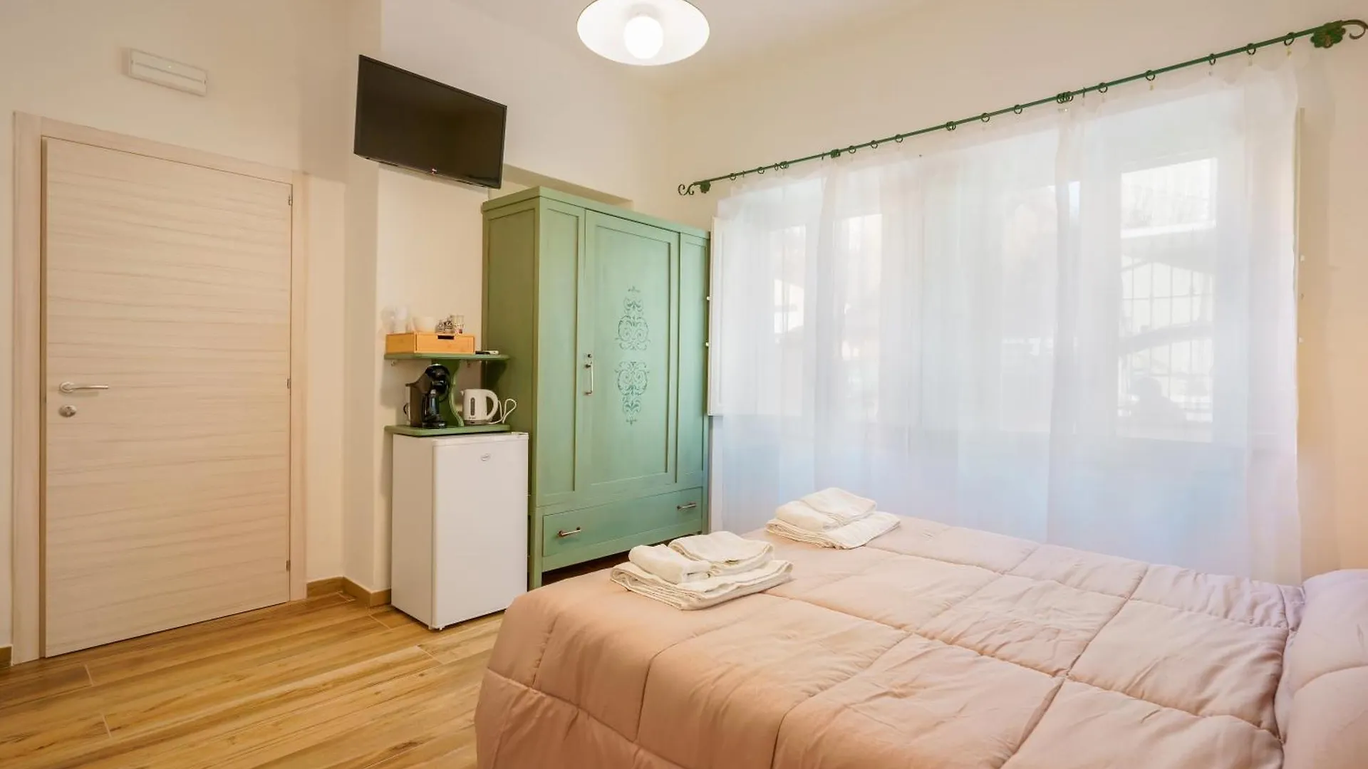 Hotel Nonnadele Iglesias 0*,